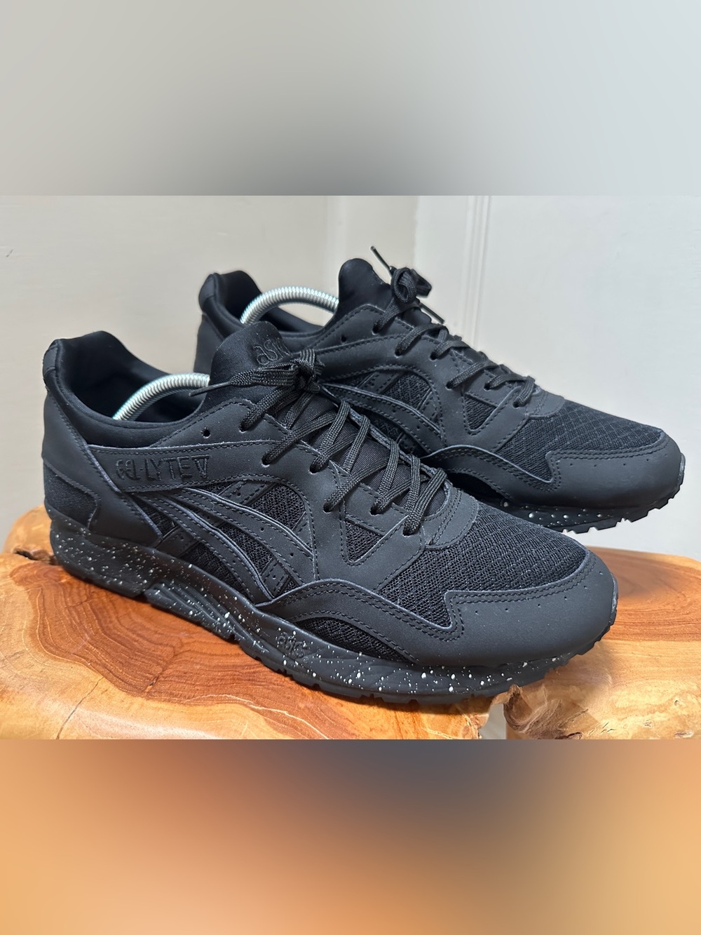 ASICS Gel-Lyte V “Black Speckle”- Size: US Men’s 11
